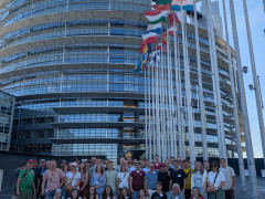 1661b048 3f19 428a 8c29 94170412edd8