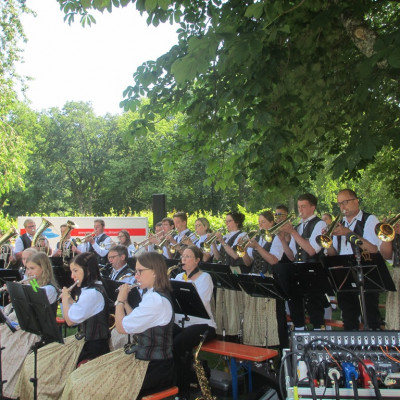 Frühschoppen am Illmensee